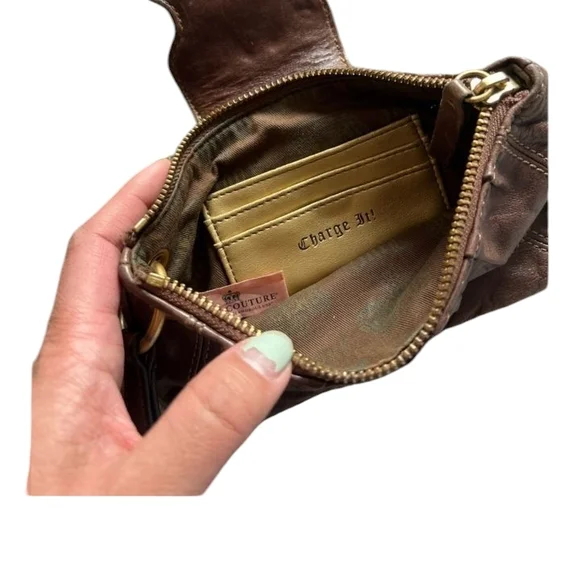 Elegant Brown Leather Wristlet with Crown Accent - Picture 3 of 6